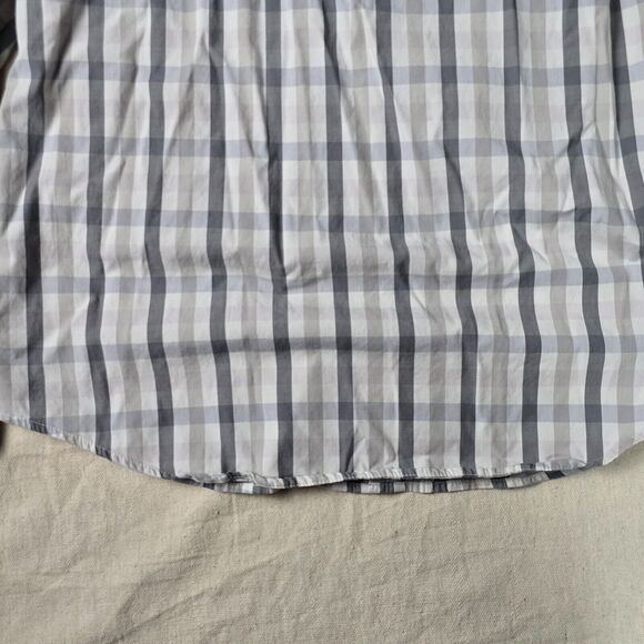 Gap Men’s Non-Iron Slim Fit Dress Shirt | Plaid Button-Up | Long Sleeve | Medium - Picture 13 of 16